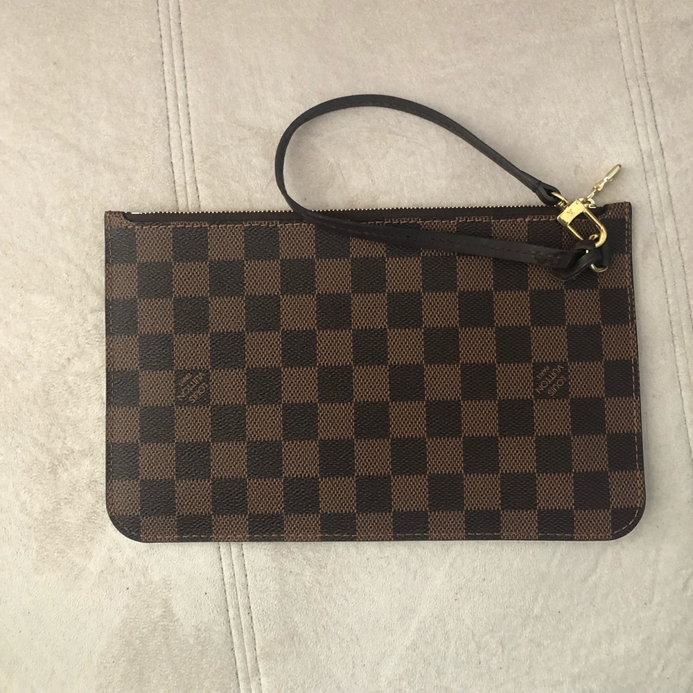Neverfull Gm pouch